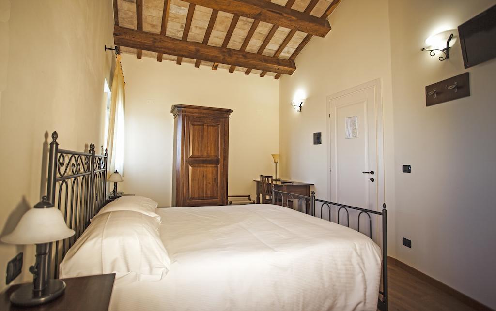 Hotel Il Ristoro Del Viandante Offagna Pokoj fotografie