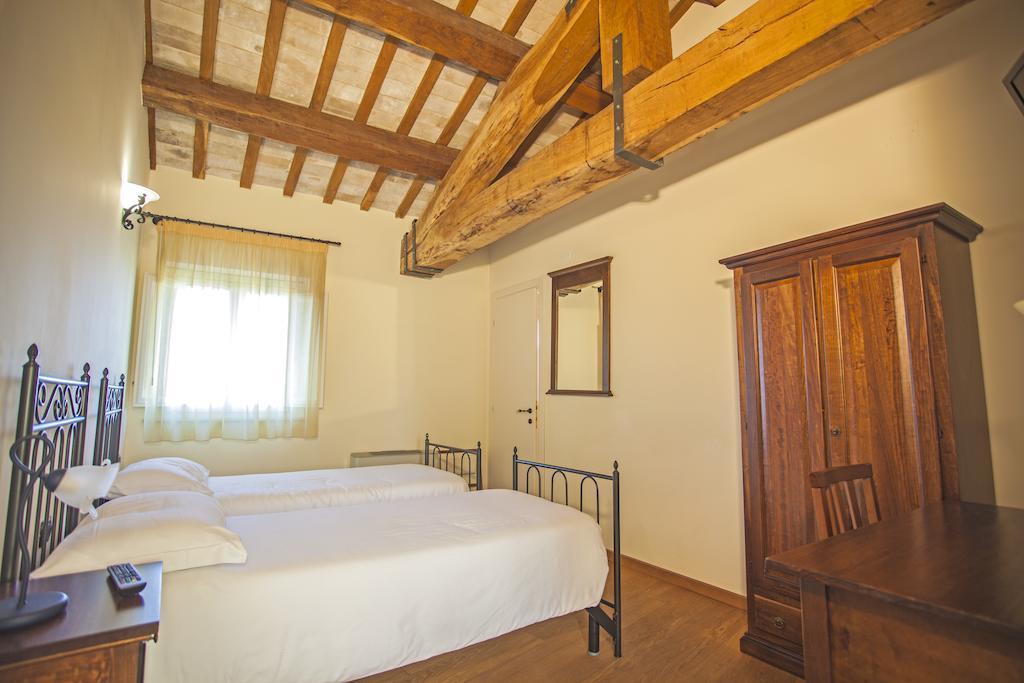 Hotel Il Ristoro Del Viandante Offagna Pokoj fotografie